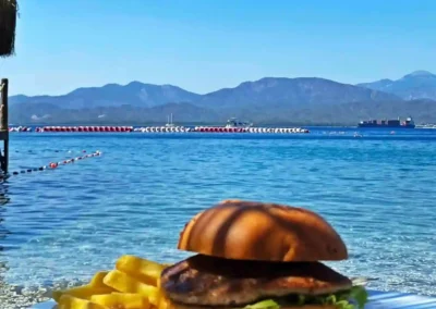 Fethiye bayanlar plajı hamburger